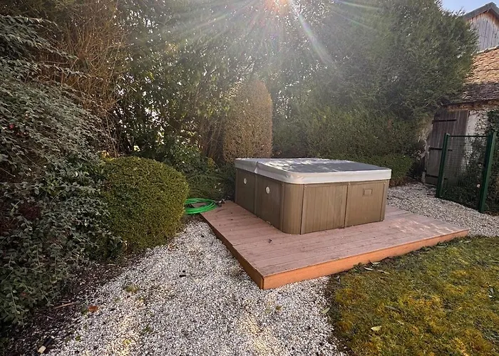 Grande Maison De Charme- 14 Pers- 1h Paris Hébergement de vacances *